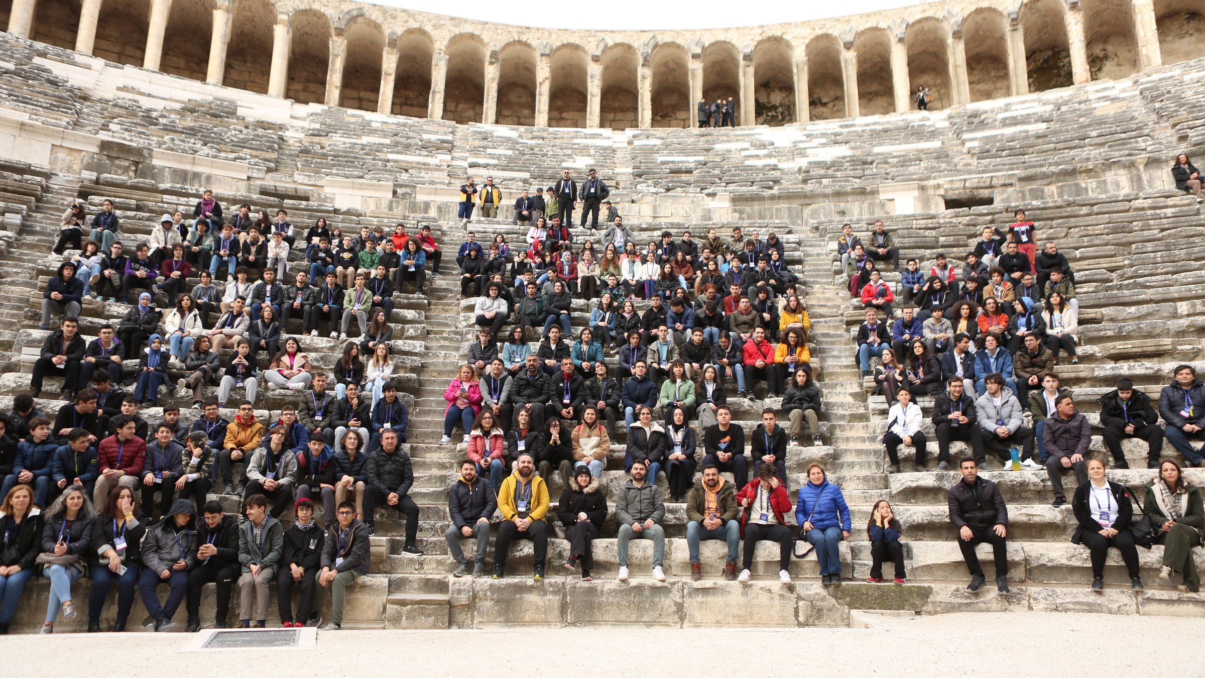 Aspendos Antik Tiyatrosu’nda toplu katılımlı etkinlik